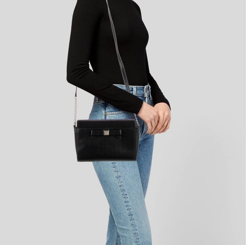 Kate Spade New York Leather Crossbody bag